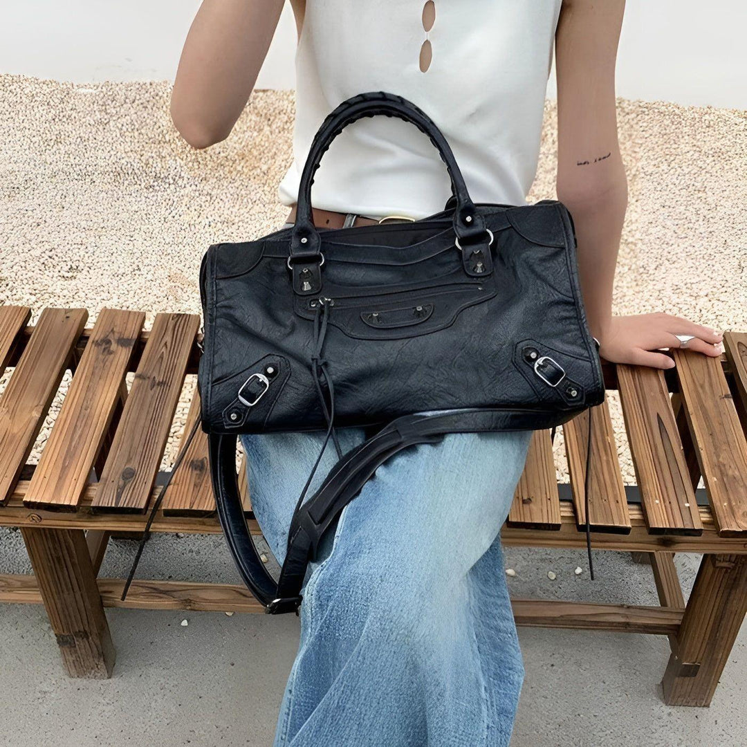 Skanto | Salome Bag | Geräumige Handtasche aus PU-Leder | Schwarz