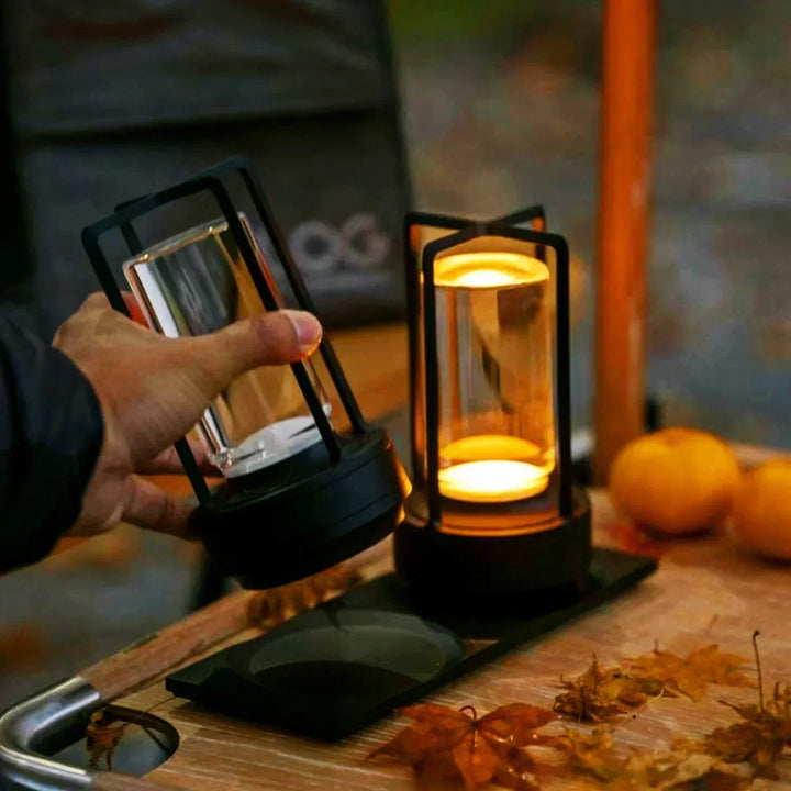 Skanto | Tragbare kabellose LED Laterne mit Ladestation