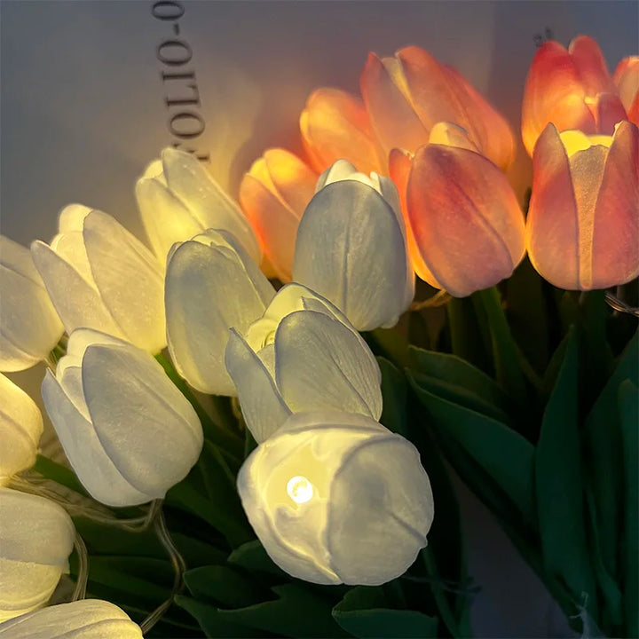 Skanto | LED-Lampe mit künstlichem Tulpenstrauß perfekt für Geschenke oder Hochzeitsfeier-Heimdekoration
