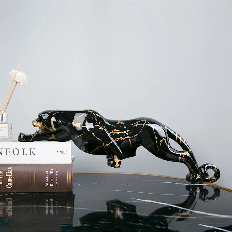 Skanto | Elegante Jaguar-Steinskulptur