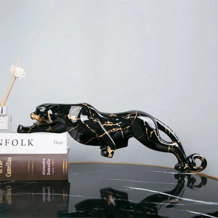 Skanto | Elegante Jaguar-Steinskulptur