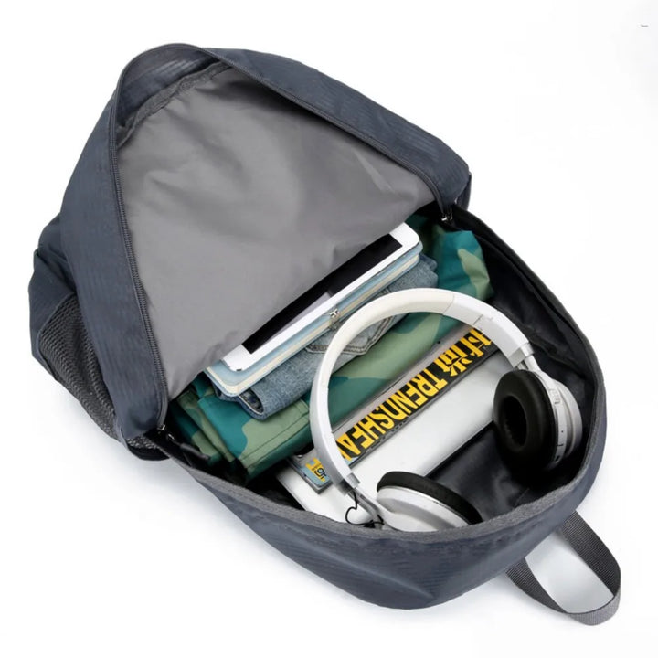Skanto | Trekparo Faltbarer Rucksack | 30L Ultraleicht & Wasserdicht | Für Wandern, Camping & Reisen | Unisex Daypack