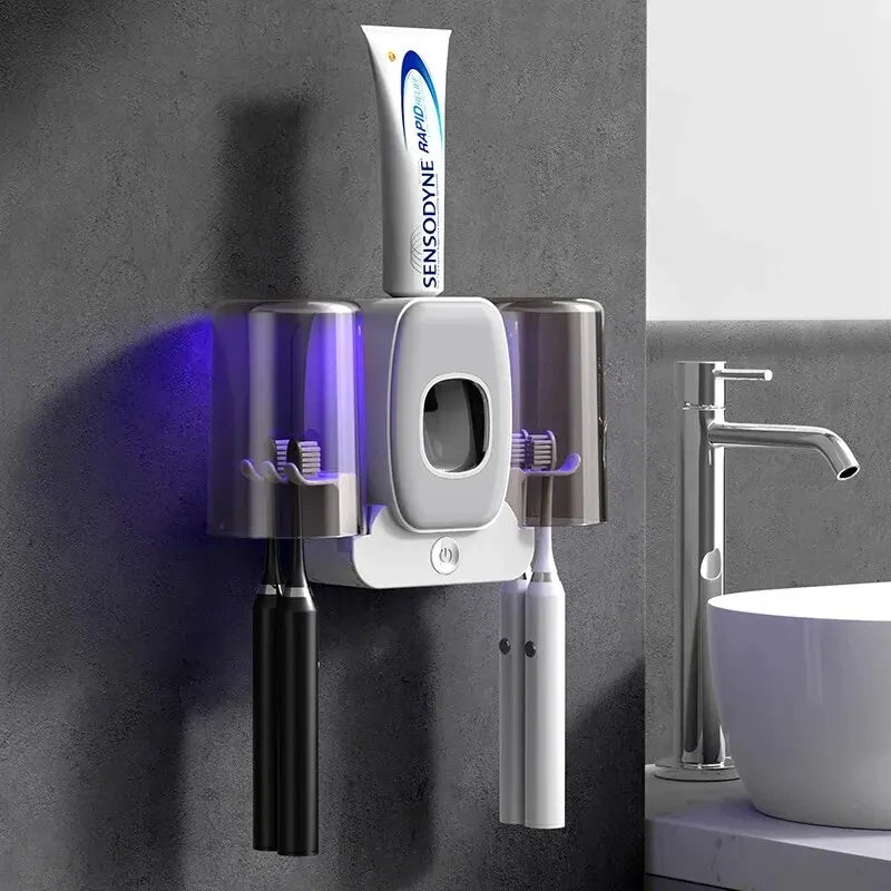 Skanto | Skanto PureBrush UV-Zahnbürstenhalter | UV-Licht-Sterilisation | Automatischer Zahnpastaspender | Bohrerfreie Wandmontage