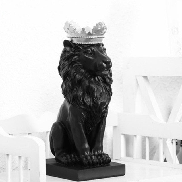 Skanto Tierfigur Harz Kronenlöwen-Statue Handgemachtes Kunstwerk Geschenk Home Office Dekor Ornament Wohnzimmer Schreibtisch Heimdekoration