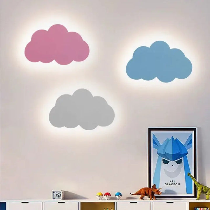 Wolken-Applikation an der Wand