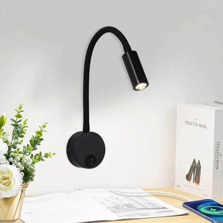 Skanto | Vielseitige LED-Wandleuchte: Modern, flexibel, perfekt für die Bettlektüre