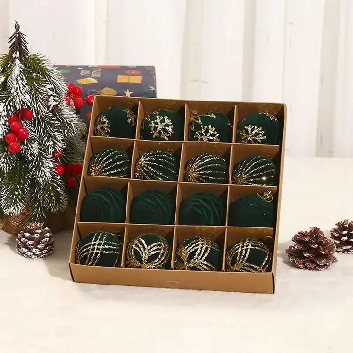 Beflockte Weihnachtsbaumkugeln – Bordeauxrote und dunkelgrüne Kugeln für die Feiertagsdekoration, Rosa Weihnachtsbaumkugel-Anhänger 16 Stk. 6cm (2.3 inches)