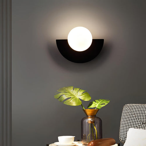 Skanto | Everest - Nordische halbkreisförmige Wandlampe