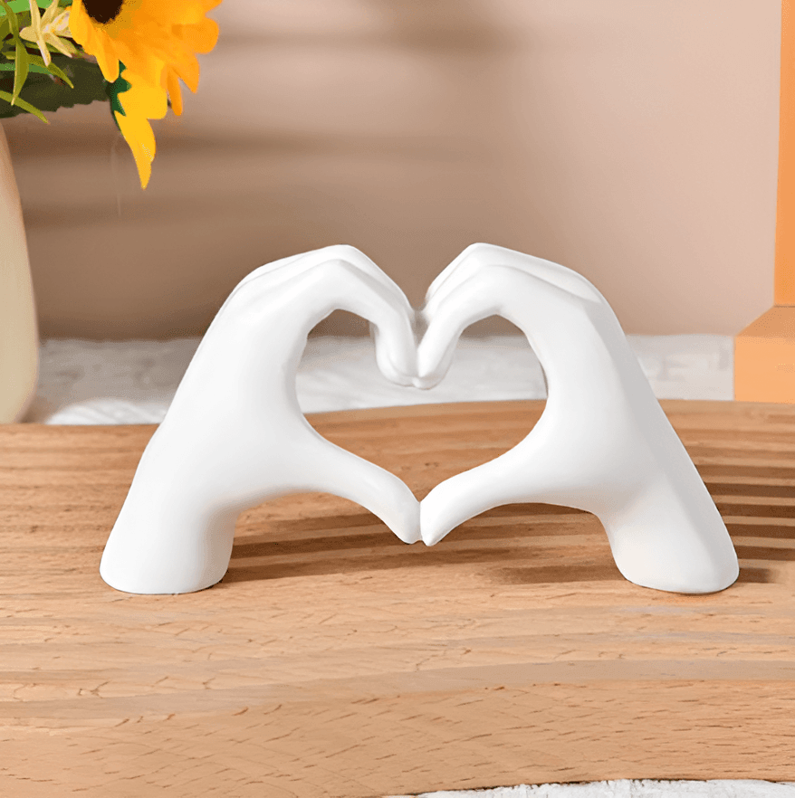 Skanto | LoveSculpt Handgemachte Holzherz-Dekoration – Symbol für Liebe & Verbundenheit für die Heimdekoration