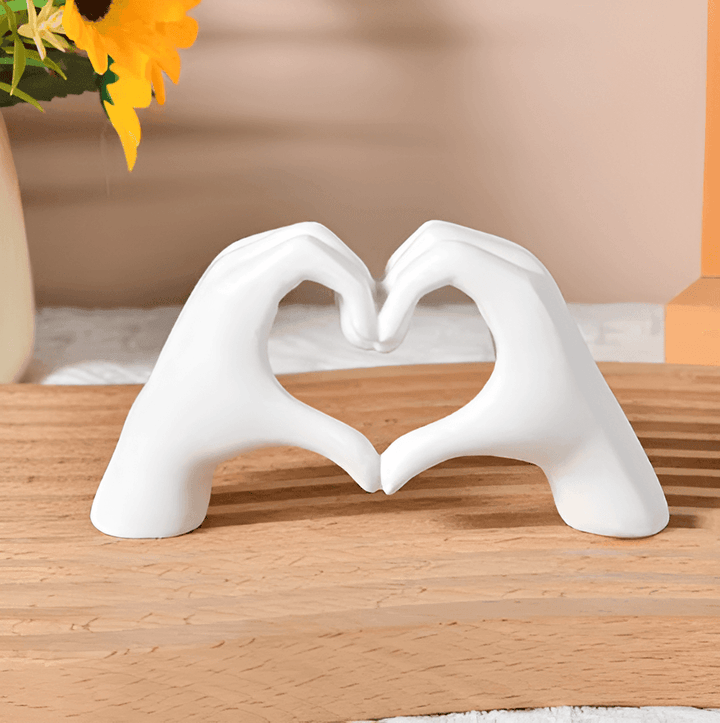 Skanto | LoveSculpt Handgemachte Holzherz-Dekoration – Symbol für Liebe & Verbundenheit für die Heimdekoration