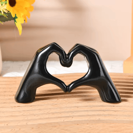 Skanto | LoveSculpt Handgemachte Holzherz-Dekoration – Symbol für Liebe & Verbundenheit für die Heimdekoration