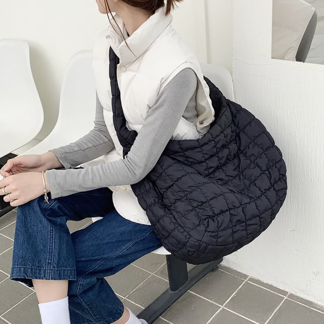 Skanto | Cross Quilt X-Large Umhängetasche