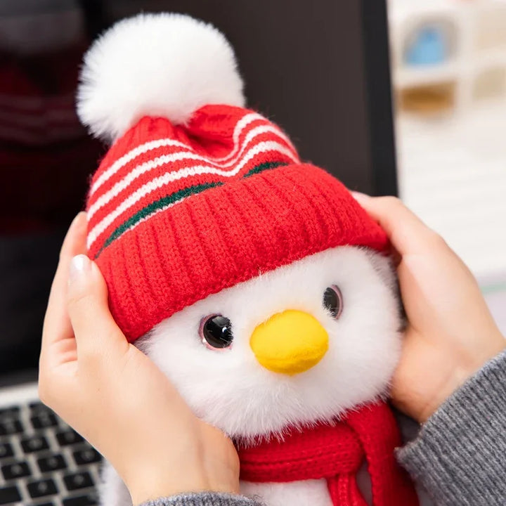 Skanto | Kuscheliges Winter-Pinguin-Plüschtier