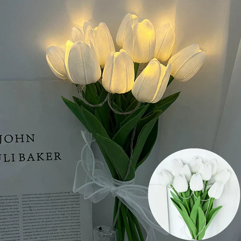 Skanto | LED-Lampe mit künstlichem Tulpenstrauß perfekt für Geschenke oder Hochzeitsfeier-Heimdekoration