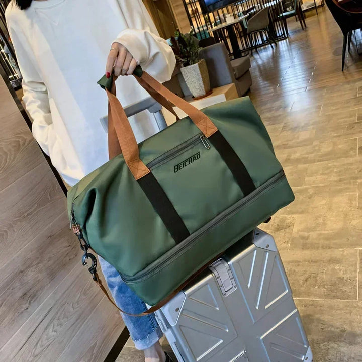 Skanto | VOLARIS Training Reisetasche | Großes Fassungsvermögen | Trocken-Nass-Trennung | Hand- und Umhängetasche für Frauen
