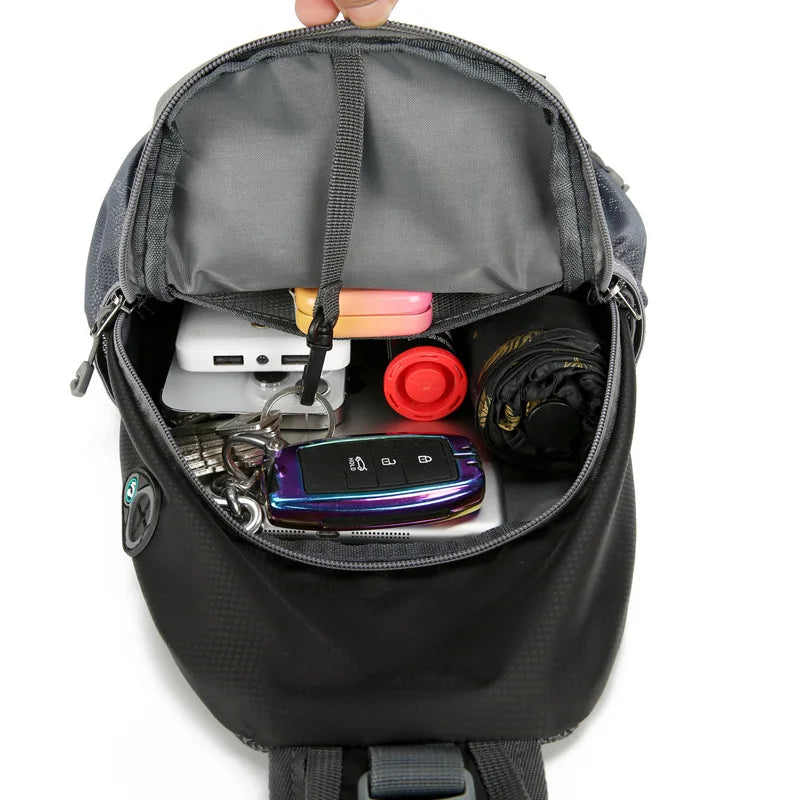 Skanto | SecurePack | Wasserdichter Anti-Diebstahl-Rucksack mit mehreren Fächern – Leichte Crossbody-Reisetasche
