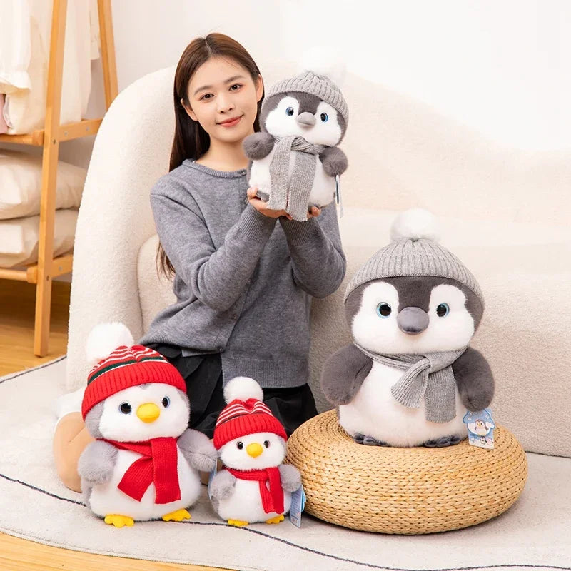 Skanto | Kuscheliges Winter-Pinguin-Plüschtier