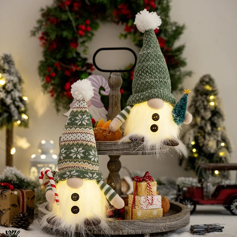 Skanto | Weihnachts-Wichtel-Dekoration | LED Nachtlicht | Warm leuchtendes Feiertagsornament