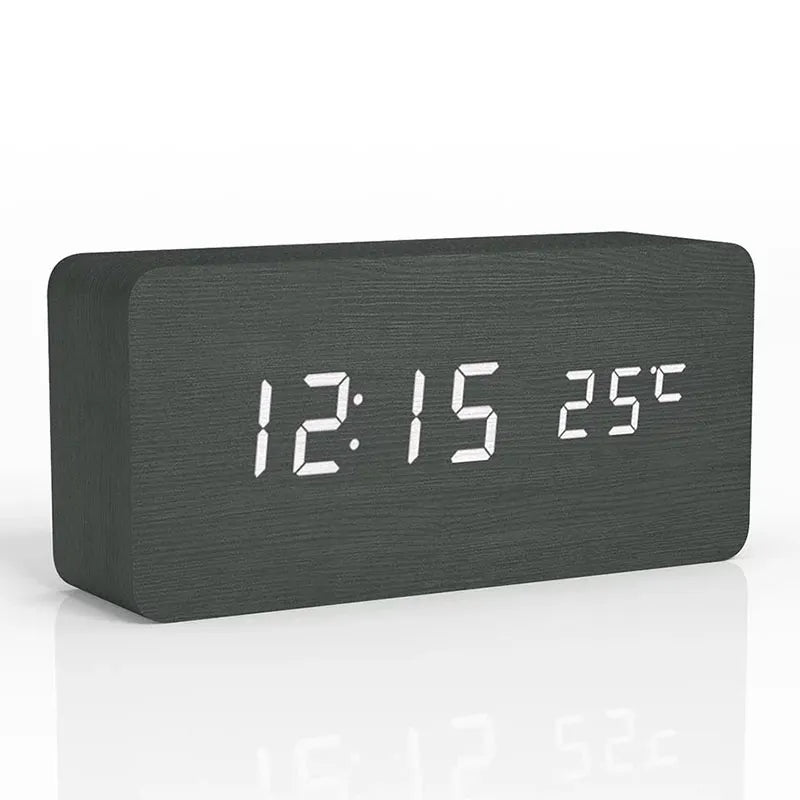 Skanto | Holz LED Digital Wecker: Stilvolle Tisch- und Nachttischuhr mit Temperaturanzeige
