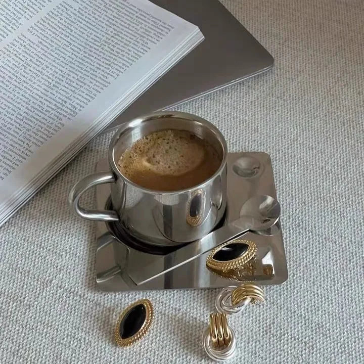 Skanto | Kaffeetasse und Untertasse aus Edelstahl