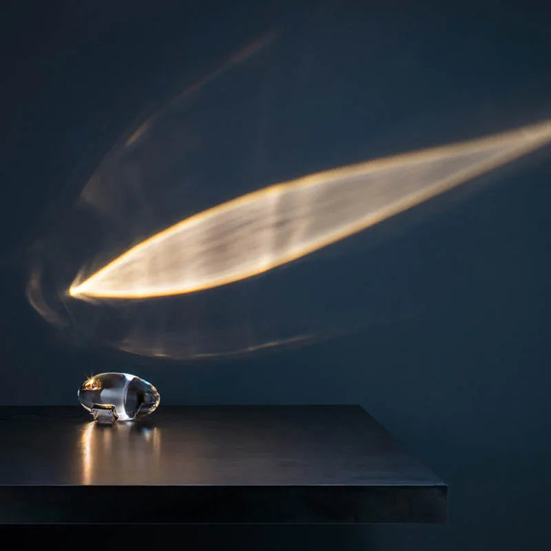 Skanto | Kristall-LED-Tischlampe „Eye of the Sky“ – Italienisches Design Nachttisch-Projektorlampe für Wohn- und Schlafzimmer-Deko