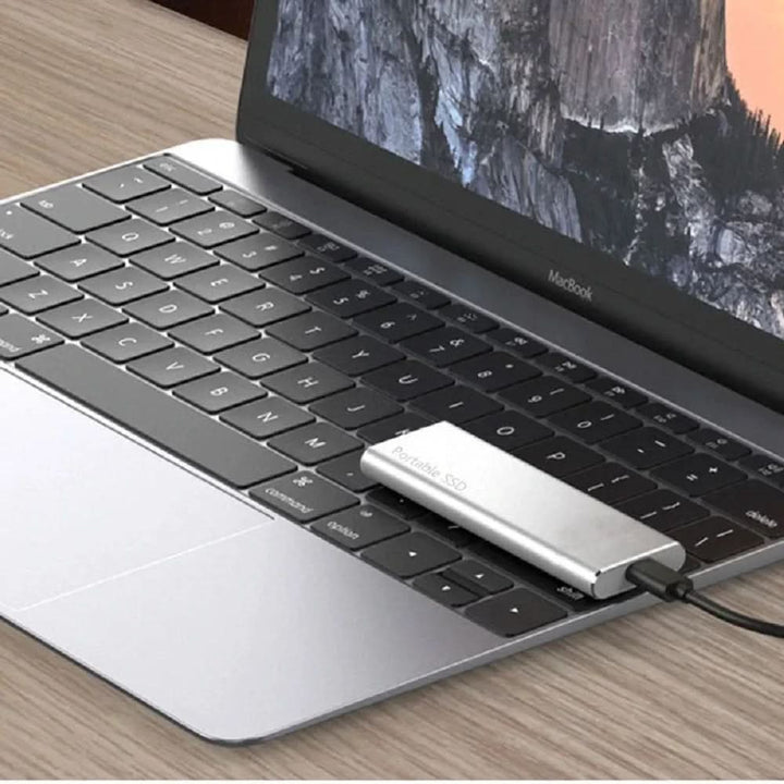 Skanto | Ultradünne 4 TB externe Festplatte für sichere Datenspeicherung