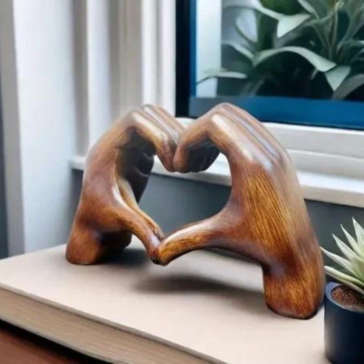 Skanto | LoveSculpt Handgemachte Holzherz-Dekoration – Symbol für Liebe & Verbundenheit für die Heimdekoration
