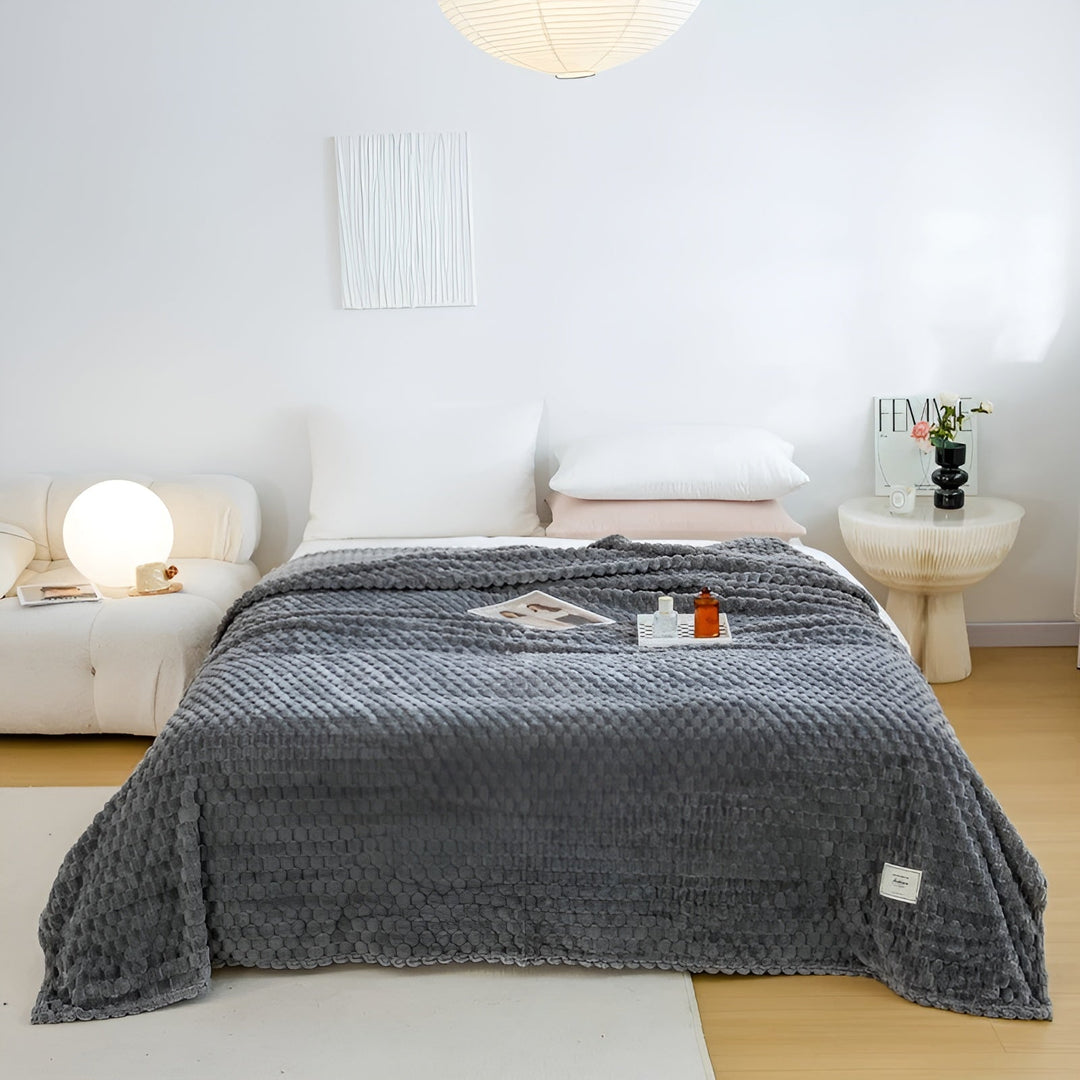 Kuscheldecke aus Mikrofaser – superweich und warm für Sofa und Bett