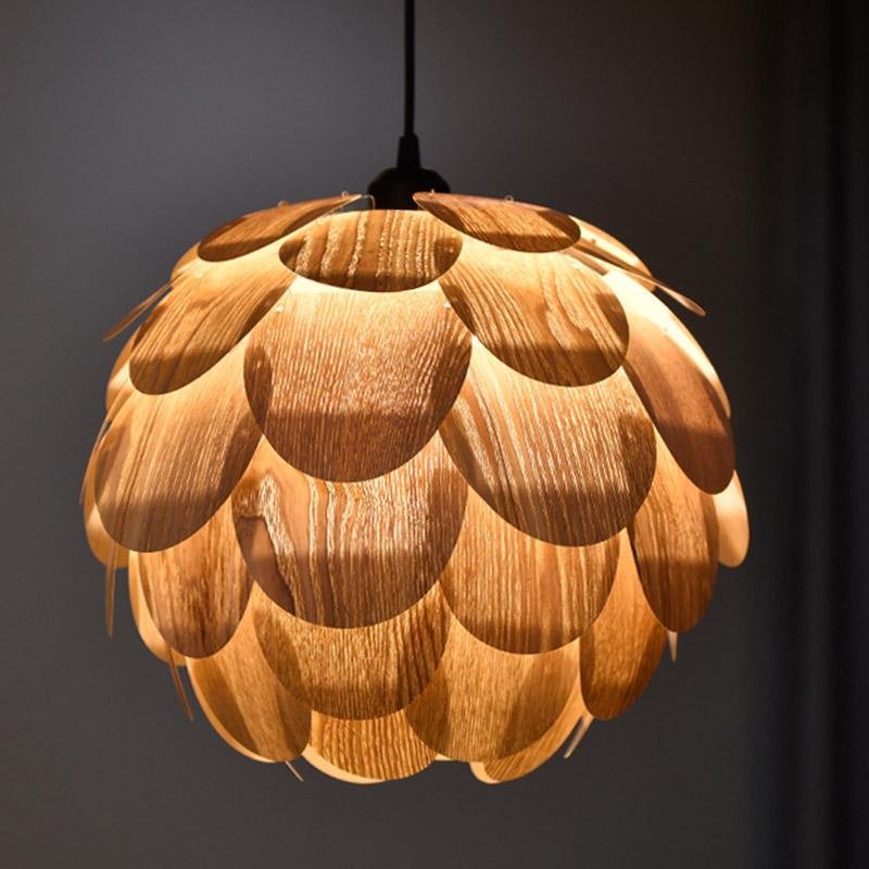 Skanto | PineappleGlow Pendelleuchte – Luxuriöse Pendelleuchte aus Holz in Ananasform