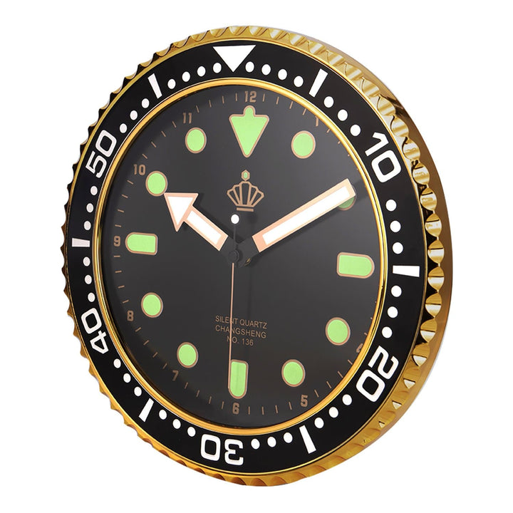 Skanto | Stille leuchtende Wanduhr