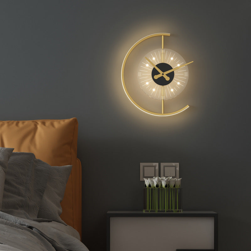 Skanto | Nordische minimalistische lautlose Wanduhrlampe