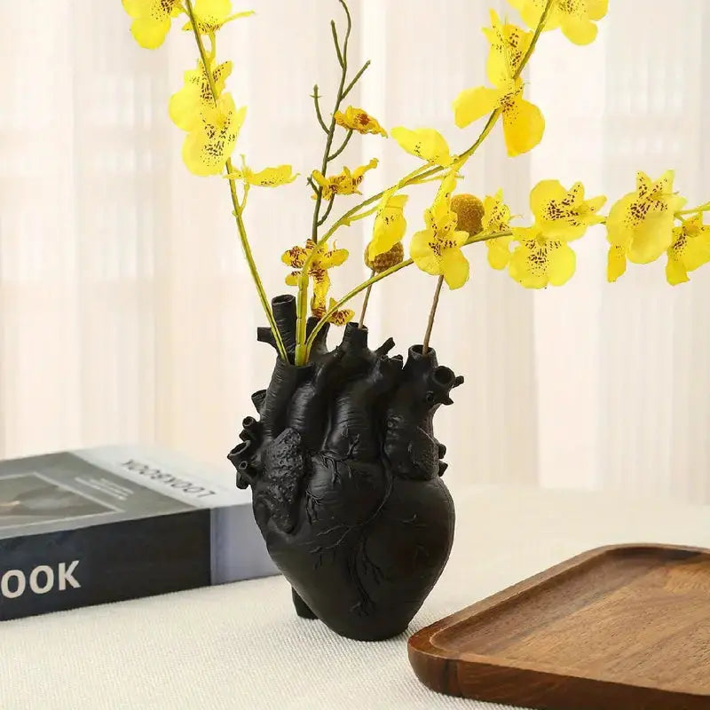 Skanto | HeartGlow – Keramik-Herz-Vase