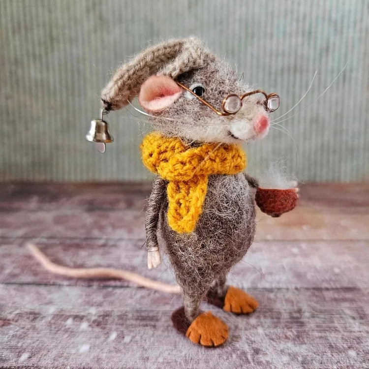 Skanto | Handgemachte Filzmaus-Dekoration | Nachhaltig und Gemütlich | 7,6 cm