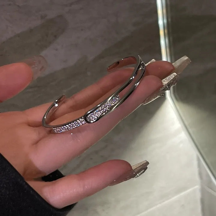 Skanto | Offener Armreif aus 925er Sterlingsilber mit Zirkonia