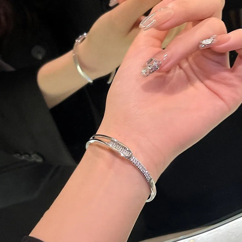 Skanto | Offener Armreif aus 925er Sterlingsilber mit Zirkonia