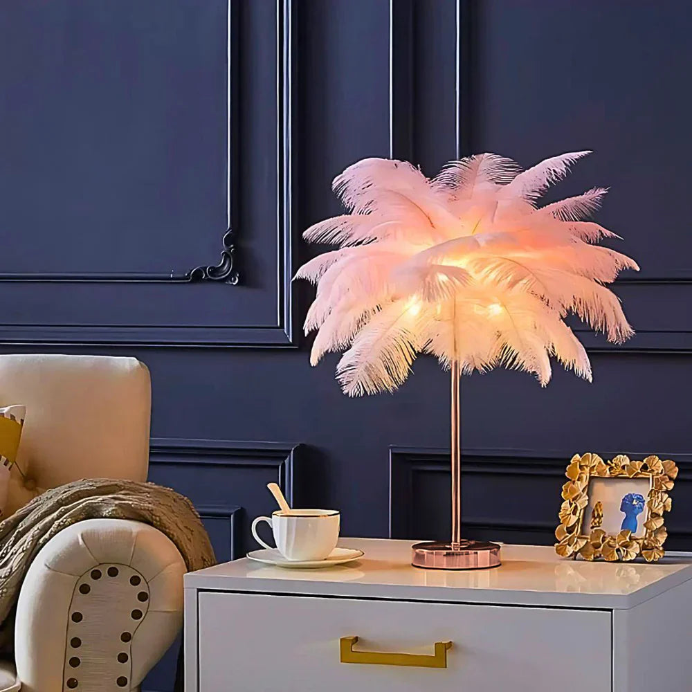 Skanto | Atmosphärische Federpalmenlampe - LumaPalm