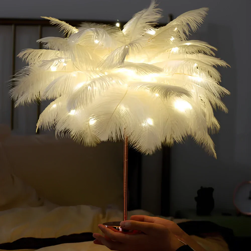 Skanto | Atmosphärische Federpalmenlampe - LumaPalm