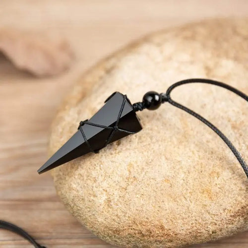 Skanto | Energetischer Schutz Obsidian-Stein-Halskette