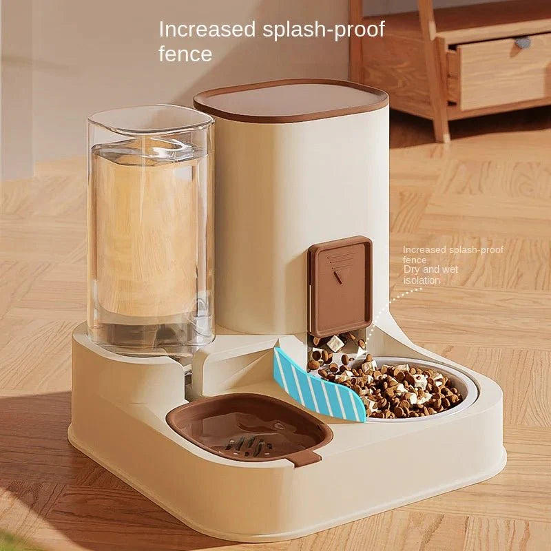 Skanto | BRETZEESMART Pet Feeder – Automatischer Futter- und Wasserspender für Haustiere