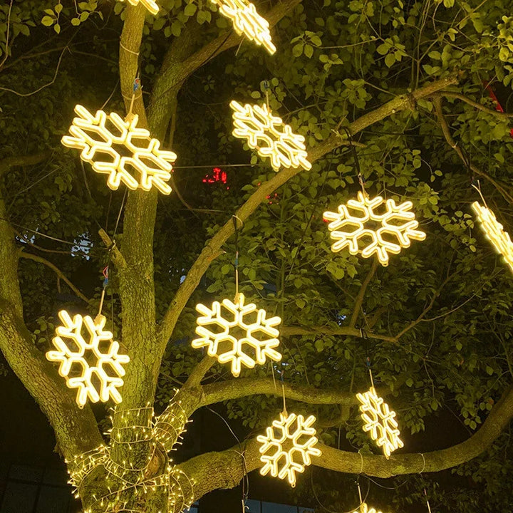 Skanto | Wasserdichte LED-Schneeflocken-Leuchte für festliche Winterdekoration