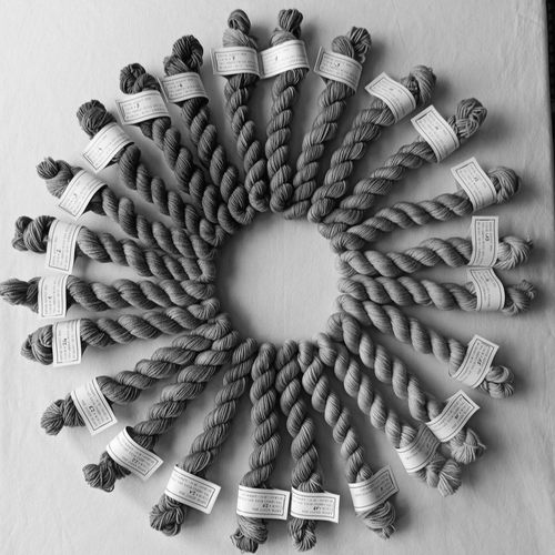 Skanto | WoolMagic – Adventskalender mit 24 Woll-Überraschungen – Für Strick- & Häkelbegeisterte