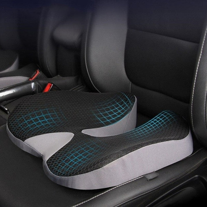 Skanto | Ergonomisches Memory Foam Autositzkissen – Steißbein- und Ischias-Stützkissen