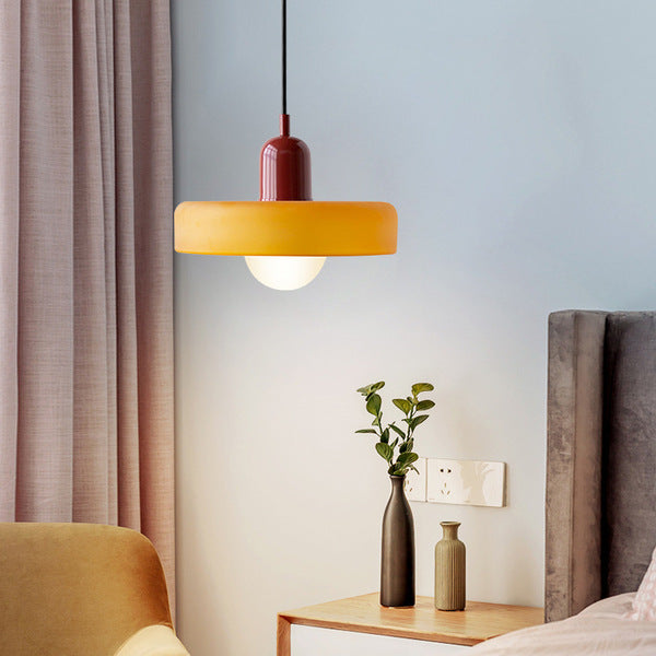 Skanto | Bunte Pendelleuchte im Bauhaus-Stil - StiloGlas