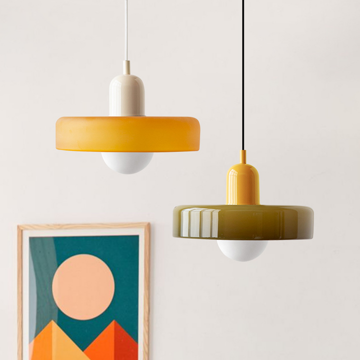 Skanto | Bunte Pendelleuchte im Bauhaus-Stil - StiloGlas