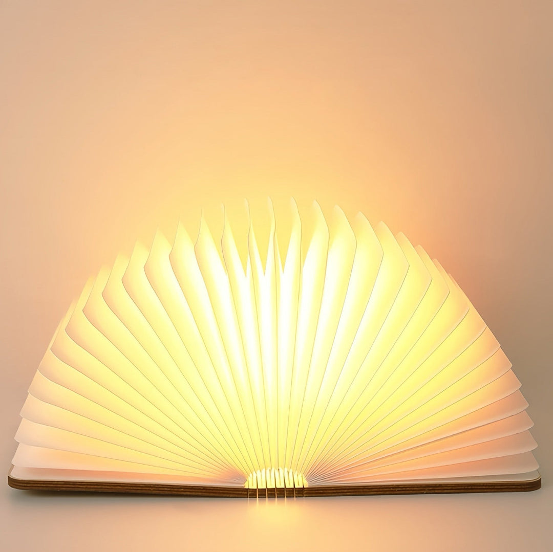 Skanto | 📖 Buchlampe aus Holz – Schreibtischlampe, Geschenk, Dekoleuchte