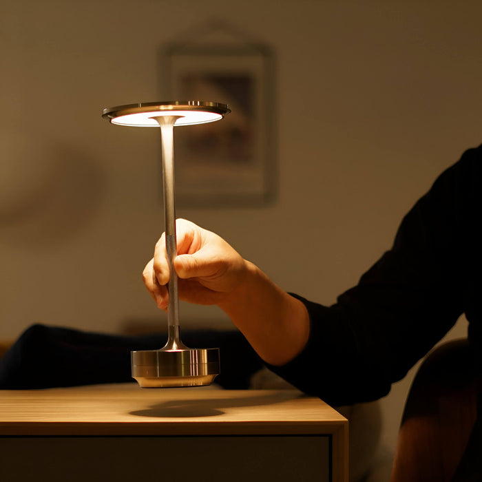 Skanto | Kabellose | Wiederaufladbare LED-Tischlampe mit Touch-Steuerung für elegantes Umgebungslicht