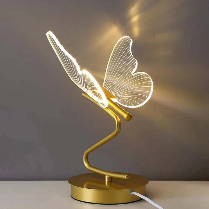 ButterflyLuxe – Elegante LED-Tischlampe im Schmetterlingsdesign