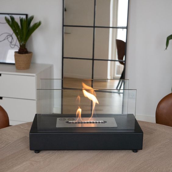 Skanto | Funktionale und moderne Kaminplattform