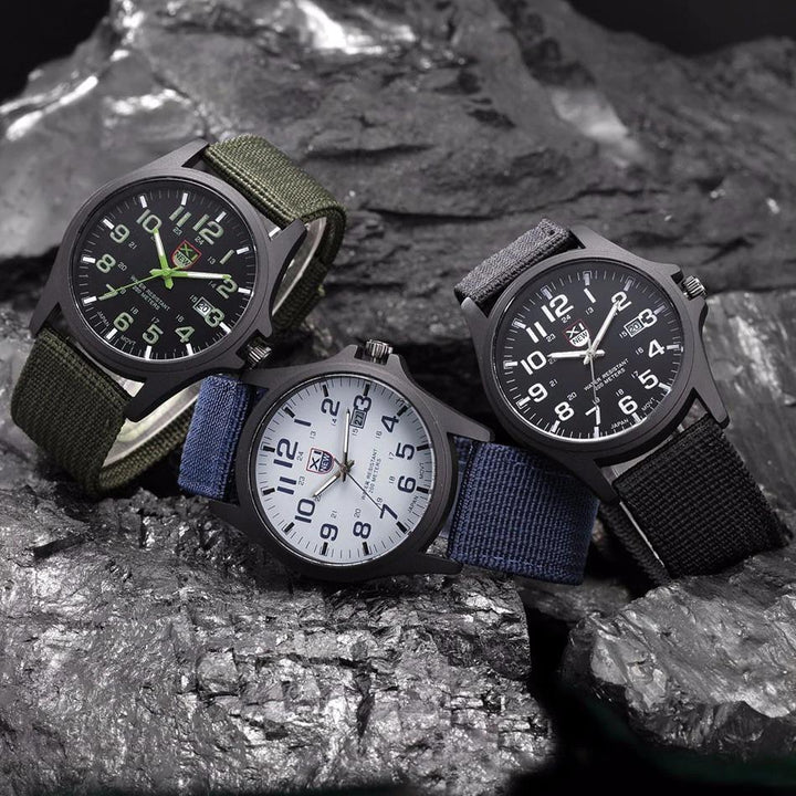 Skanto | ShadowGuard™ | Leuchtende Militäruhr mit taktischen Funktionen | Wasserdicht, stoßfest, ideal für Outdoor-Abenteuer & Survival