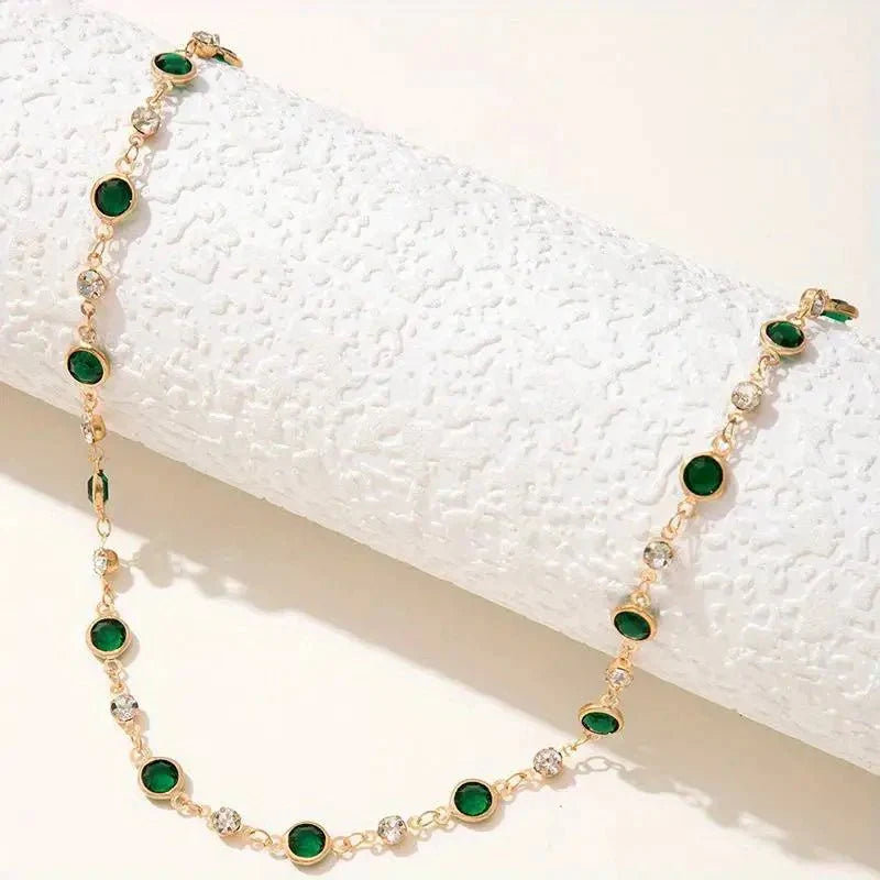 Skanto | Smaragd- und Diamant-Choker-Halskette mit Abständen